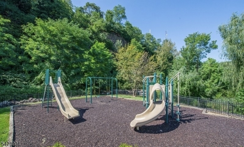 1070 Smith Manor Blvd Property Photo 36