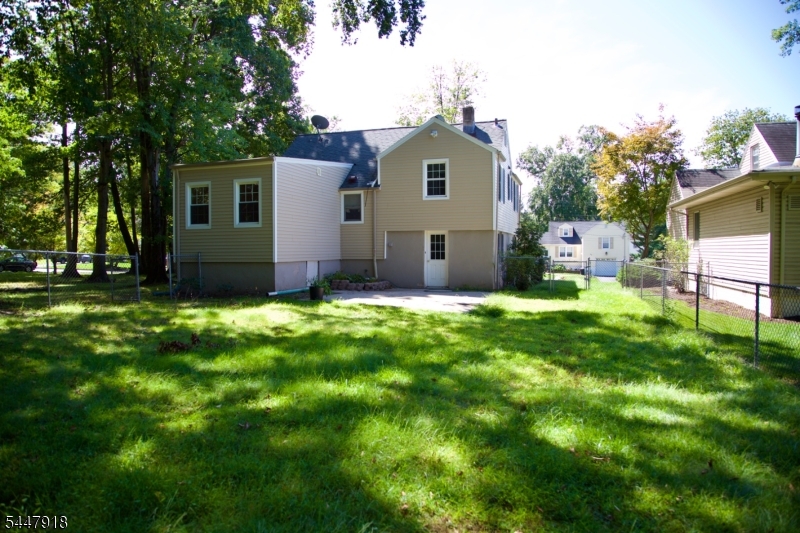 41 Beechwood Rd Property Photo 27