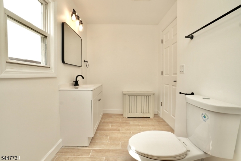 210 Sanford Ave Unit 2 2 Property Photo 15