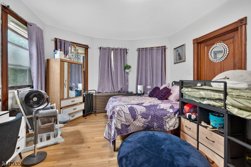 81 Louis St Property Photo 8