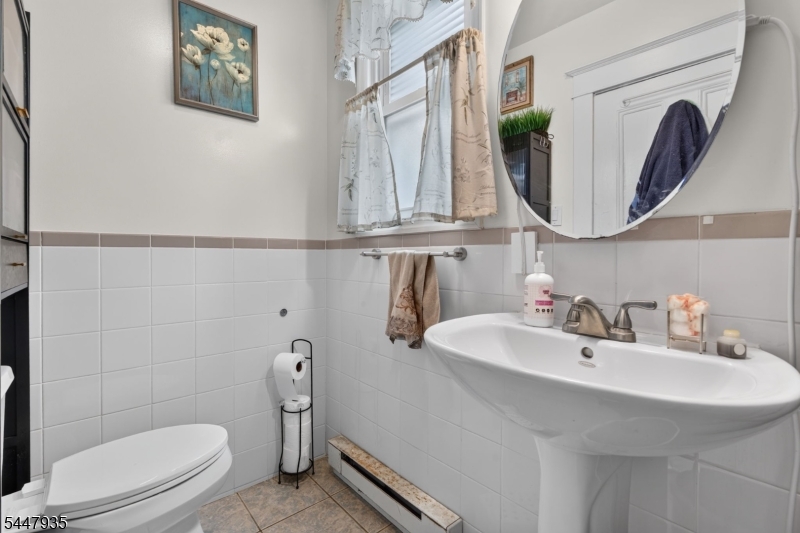 81 Louis St Property Photo 13