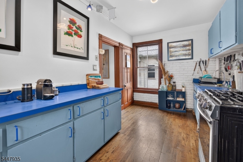 81 Louis St Property Photo 31