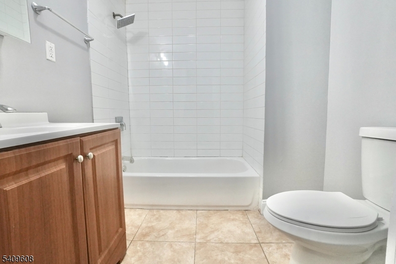 351 Mulberry St Property Photo 13