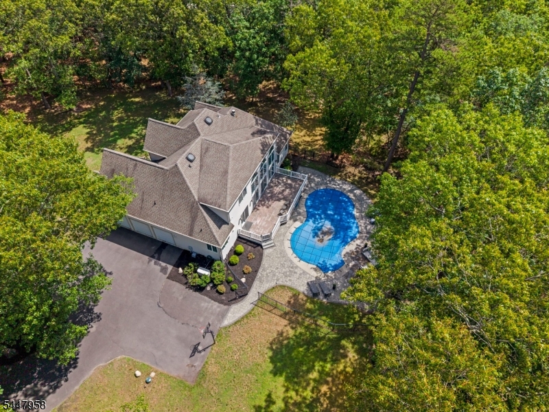 7 Harmony Ct Property Photo 37