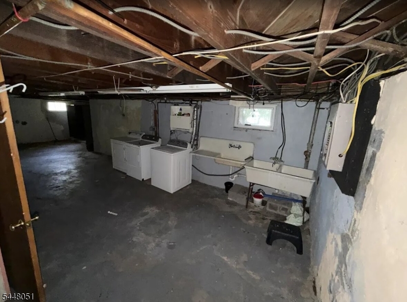 2801 Dewitt Ter Property Photo 12