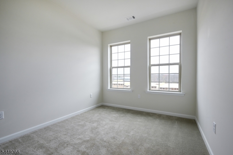 4 Braeburn Ct Property Photo 18