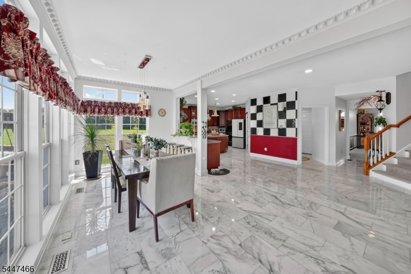 3 Surrey Way Property Photo 9
