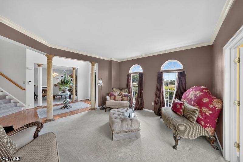 3 Surrey Way Property Photo 17