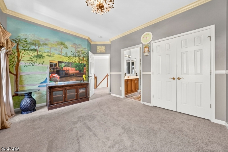 3 Surrey Way Property Photo 31