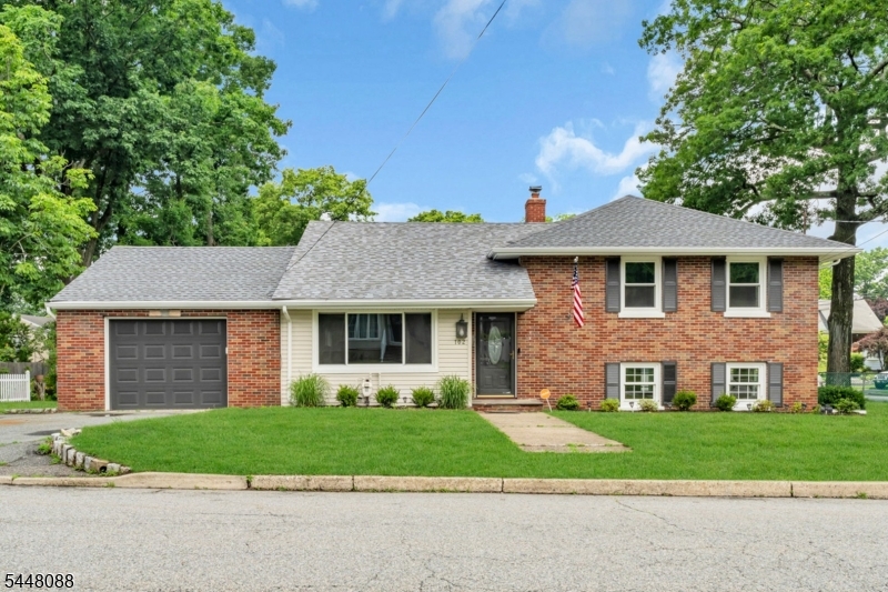 102 Wiltop Rd Property Photo 1