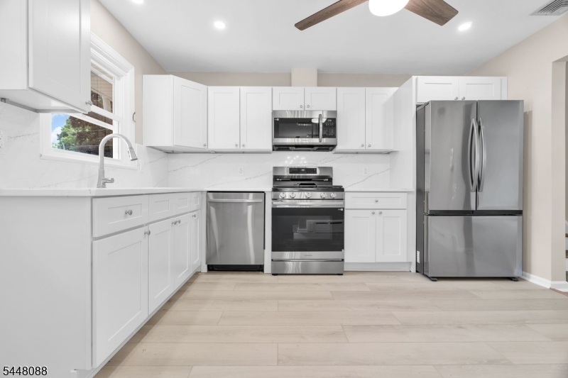 102 Wiltop Rd Property Photo 13