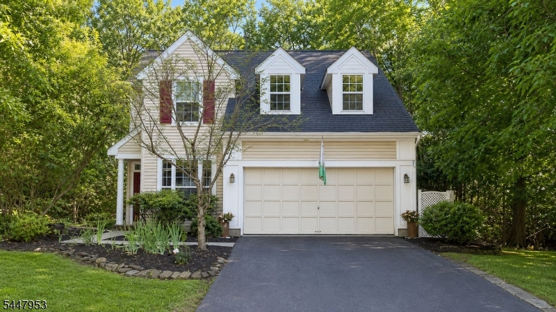 21 Yale Ter Property Photo 1
