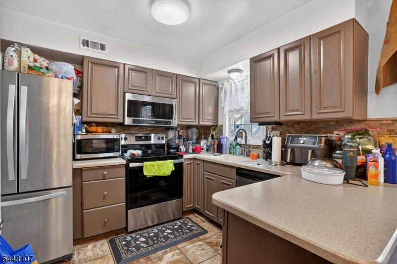 150 Paulison Ave 16 Property Photo 2