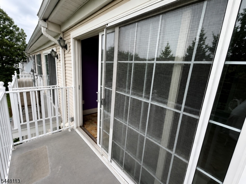 810 Firethorn Dr E2 Property Photo 20