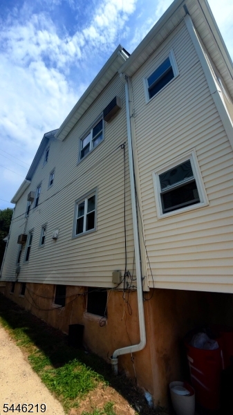 252 N 7th St Property Photo 6