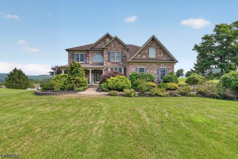 50 Albert Dr