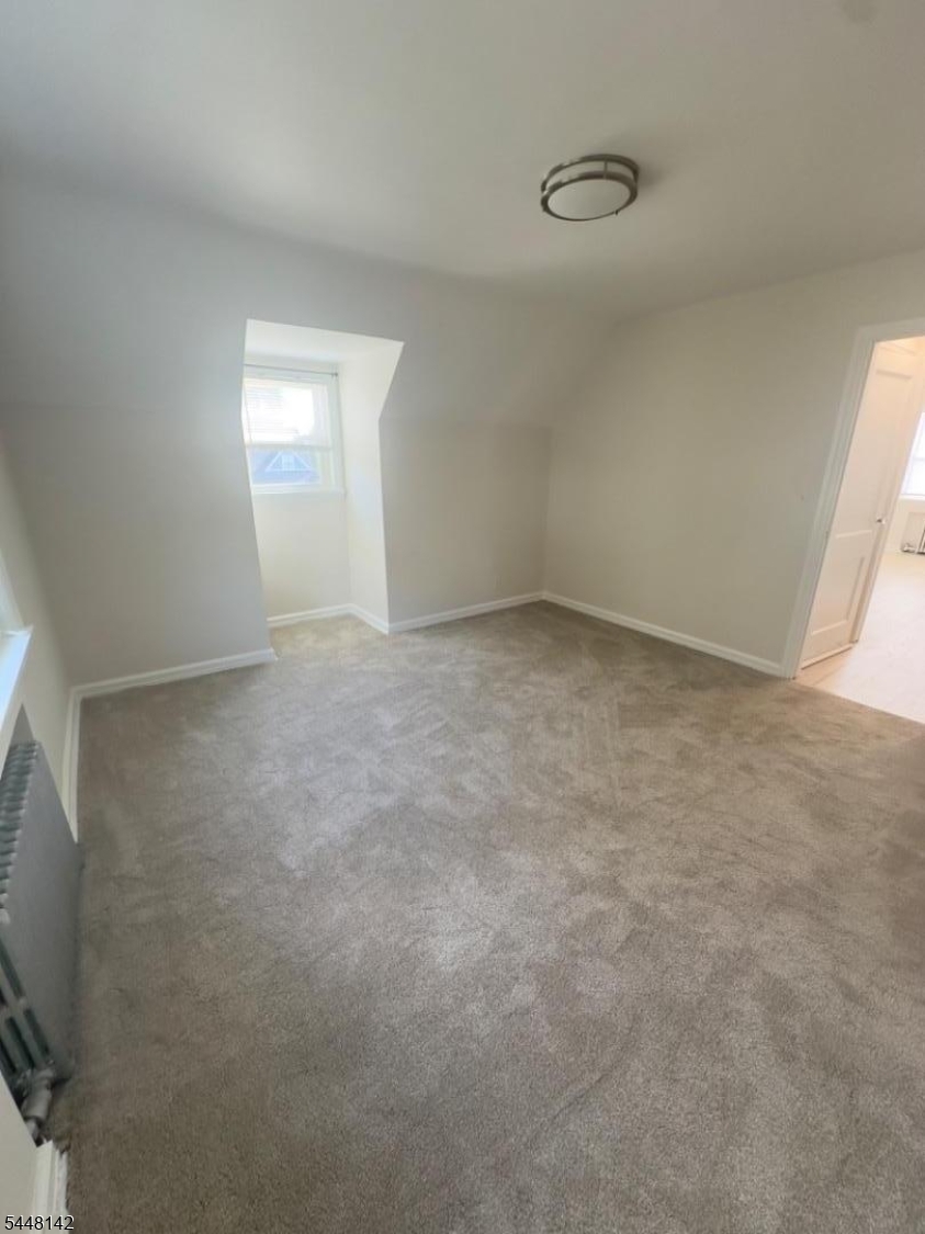 92 Aberdeen Ct Property Photo 7