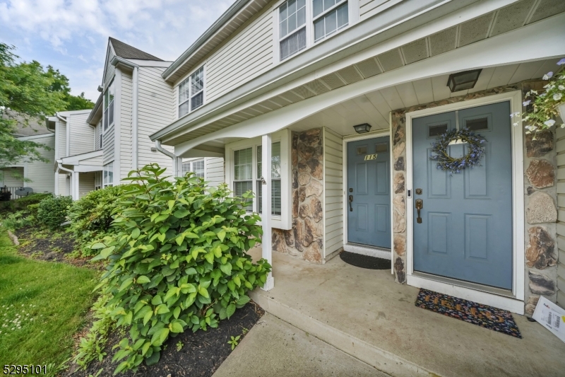 115 Wycombe Pl Property Photo 17
