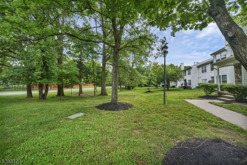 115 Wycombe Pl Property Photo 29