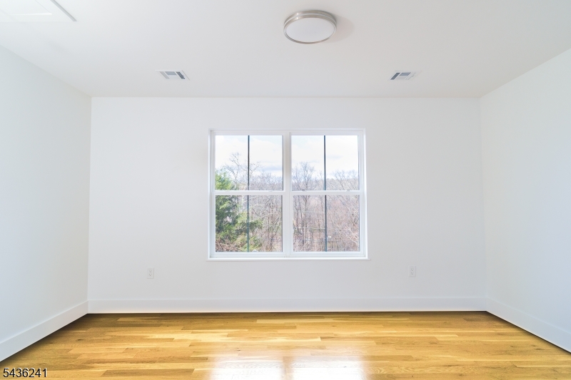 15 Walker Avenue Property Photo 23