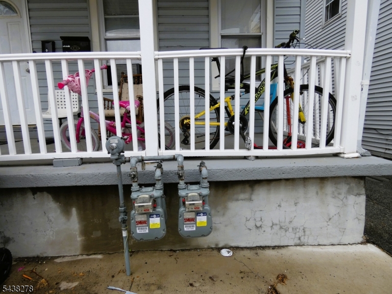 309 Washington St Property Photo 16