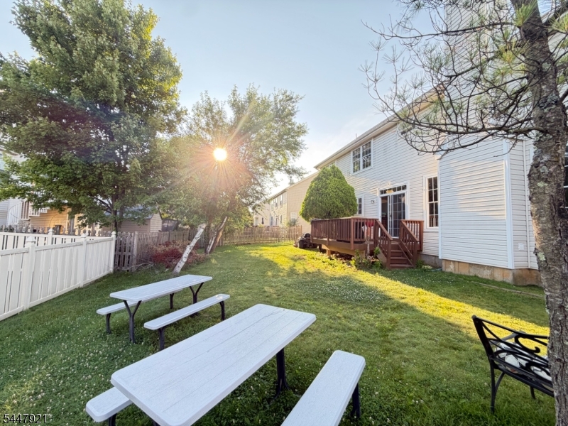 308 Stonehenge Dr Property Photo 27