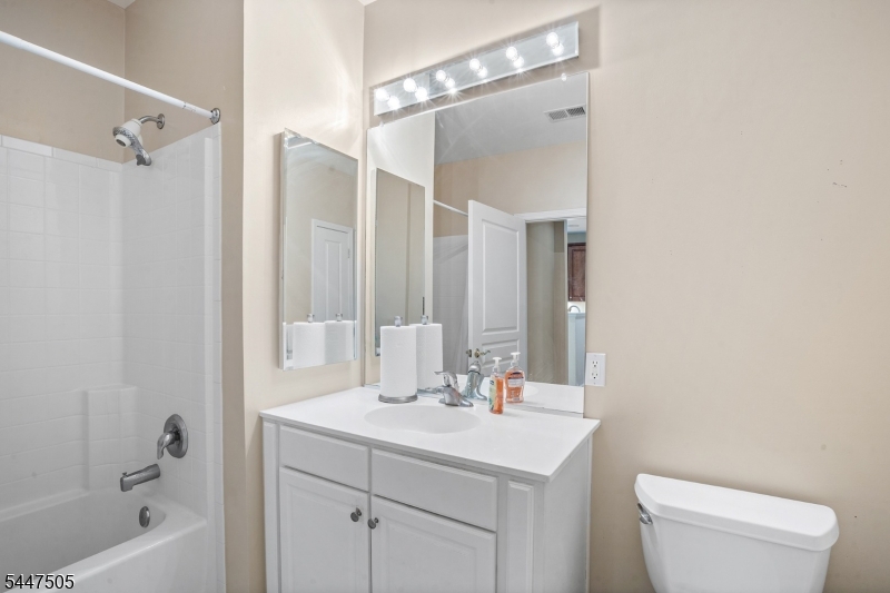 7104 Westover Way Property Photo 16