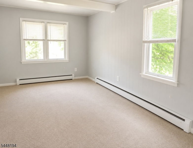 89 Linden St Property Photo 2