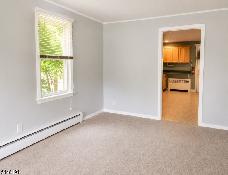 89 Linden St Property Photo 3