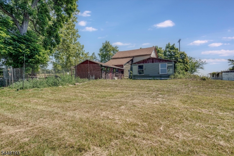 145 Perryville Rd Property Photo 6