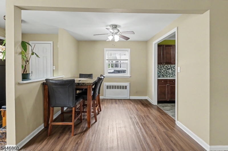 18 Tappen St Property Photo 13
