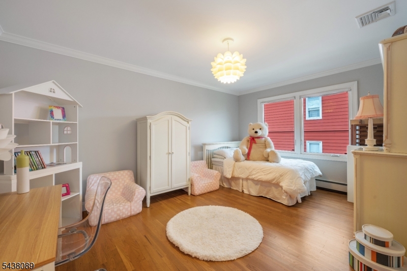 45 Grunwald St Property Photo 13