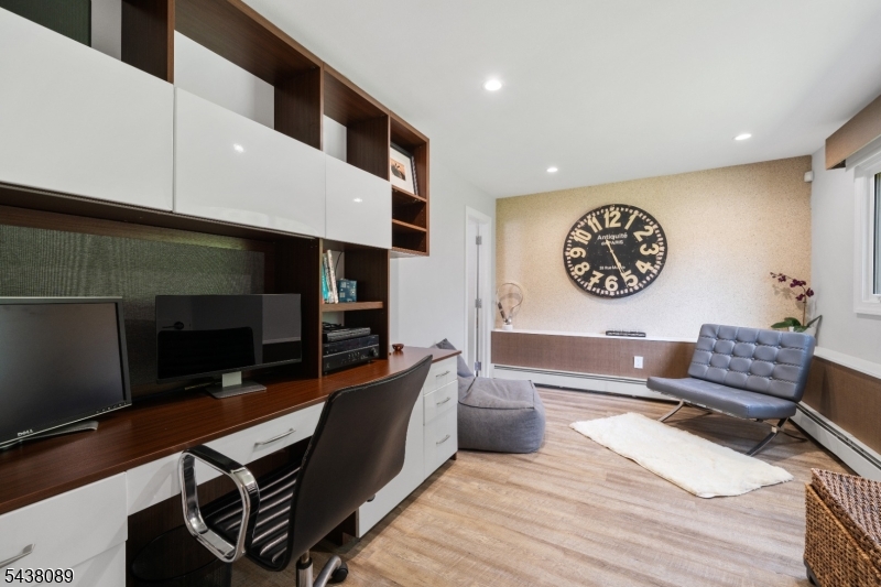 45 Grunwald St Property Photo 23