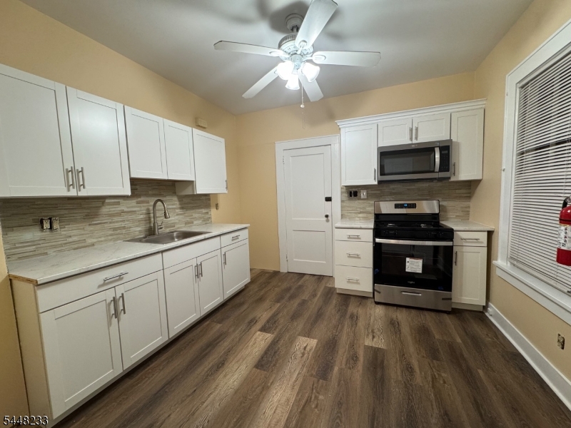 336 Harding Ave Property Photo 6