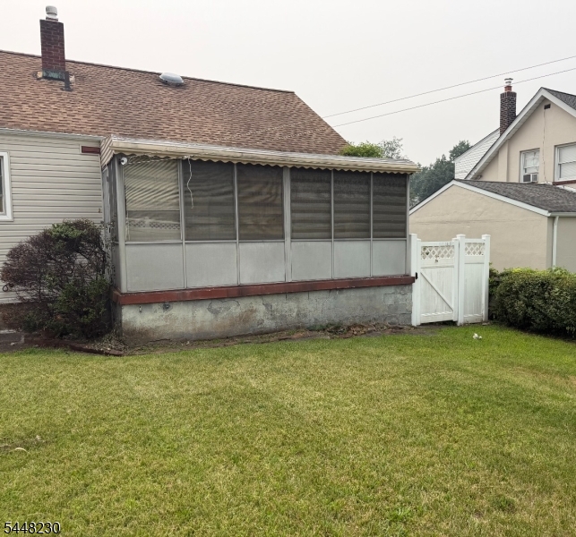 12 Pleasant Ave Property Photo 3