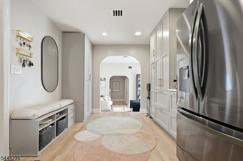 14 Big Piece Rd Property Photo 10