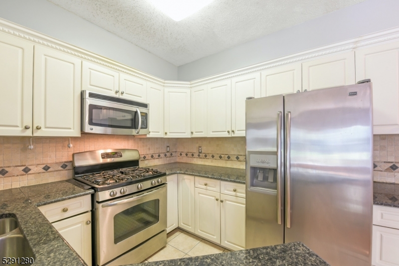 8708 Brittany Dr Property Photo 8