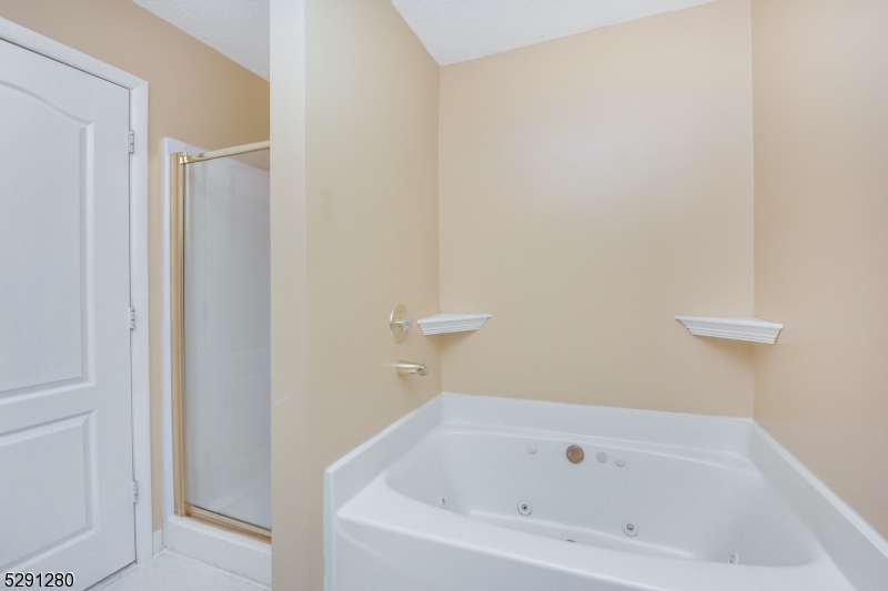 8708 Brittany Dr Property Photo 19
