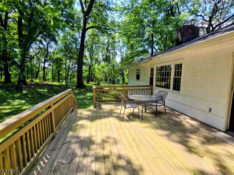 19 Dacotah Ave Property Photo 2