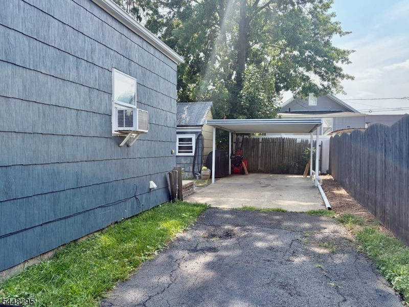 94 S 16th Ave Property Photo 15