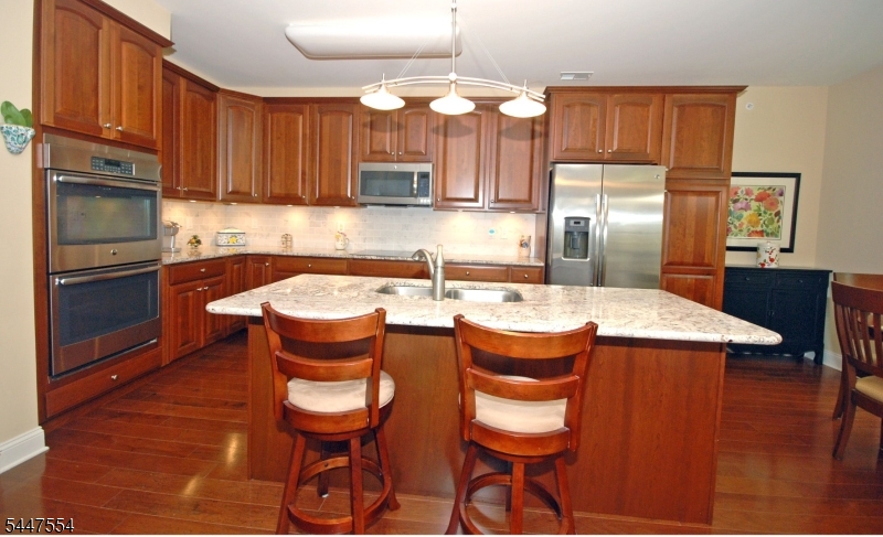 8 Pebble Rd C2 Property Photo 8