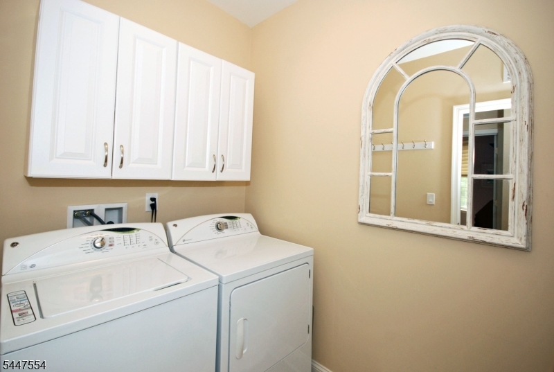 8 Pebble Rd C2 Property Photo 13