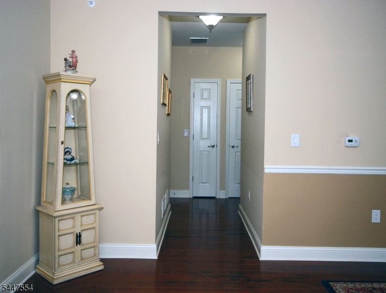 8 Pebble Rd C2 Property Photo 14