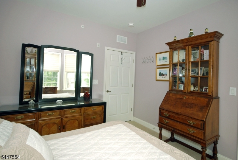 8 Pebble Rd C2 Property Photo 20