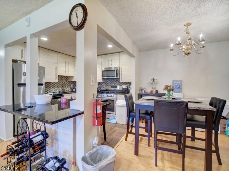 380 Lancaster Ct Property Photo 1