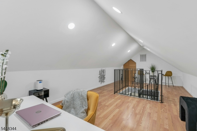 12 Orange Rd Property Photo 24