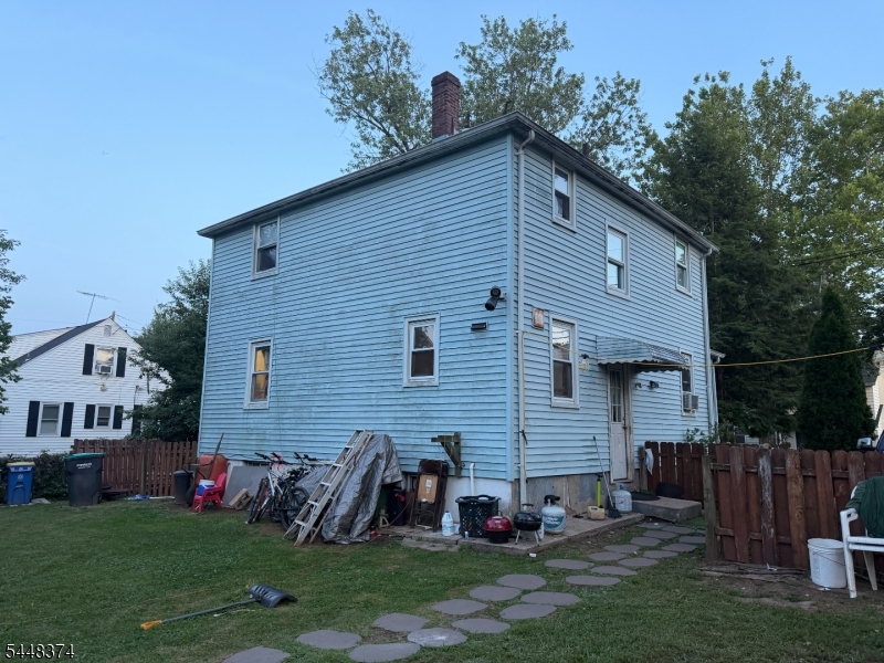 87 Southside Ave Property Photo 2