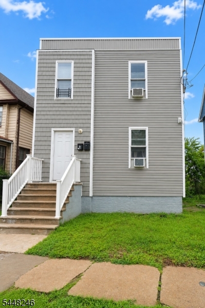 113 N Munn Ave Property Photo 1