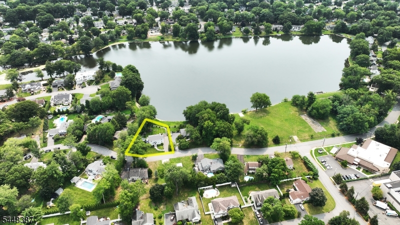 4042173 Property Photo 3