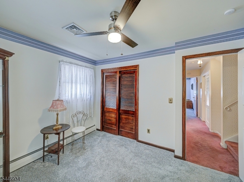 319 Marion Pl Property Photo 16